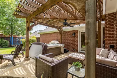 320 Andre Drive, Irving, TX 75063 - Photo 34