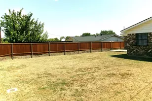 4204 Burke Rd, Fort Worth, TX 76119 - Photo 32