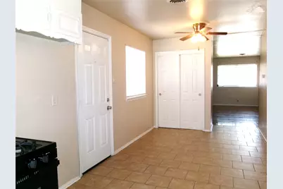 4204 Burke Road, Fort Worth, TX 76119 - Photo 18