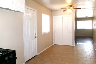 4204 Burke Rd, Fort Worth, TX 76119 - Photo 18