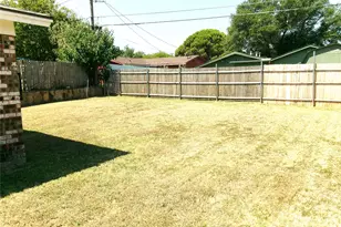 4204 Burke Rd, Fort Worth, TX 76119 - Photo 34