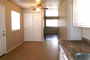 4204 Burke Rd, Fort Worth, TX 76119 - Photo 16