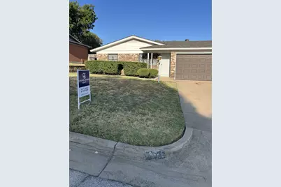 4204 Burke Road, Fort Worth, TX 76119 - Photo 2