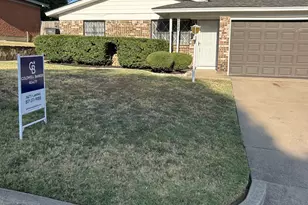 4204 Burke Rd, Fort Worth, TX 76119 - Photo 2