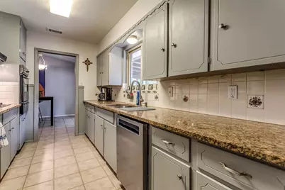 2221 N Mill Street, Lewisville, TX 75057 - Photo 30