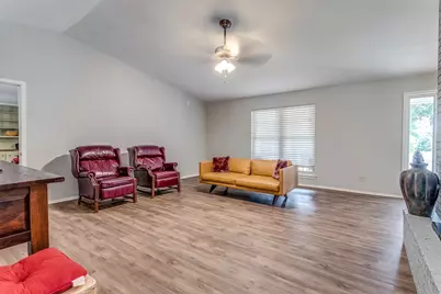 2221 N Mill Street, Lewisville, TX 75057 - Photo 24