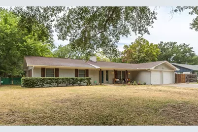 2221 N Mill Street, Lewisville, TX 75057 - Photo 2