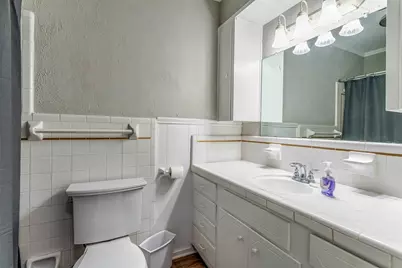 2221 N Mill Street, Lewisville, TX 75057 - Photo 8