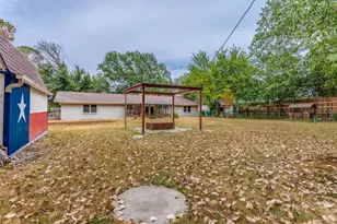 2221 N Mill St, Lewisville, TX 75057 - Photo 40