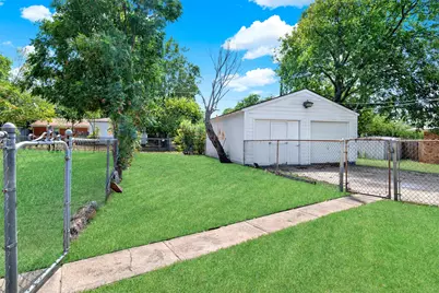 300 Hilltop Avenue #A, Richardson, TX 75081 - Photo 18