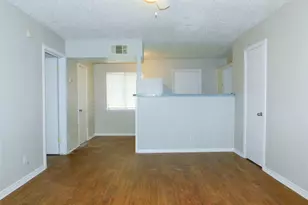 401 Betchan St, Lake Dallas, TX 75065 - Photo 4