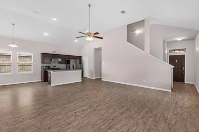710 Woodcrest Drive, Ennis, TX 75119 - Photo 4
