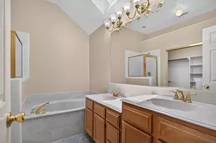 2422 Weatherby Dr, Mesquite, TX 75181 - Photo 4