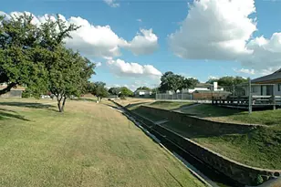 2110 Via Corona, Carrollton, TX 75006 - Photo 20