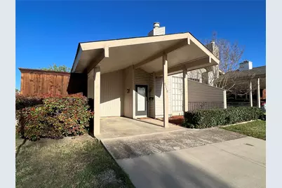 2110 Via Corona, Carrollton, TX 75006 - Photo 2