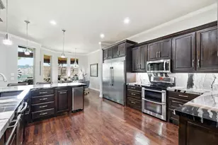 1601 Glen Springs Dr, Plano, TX 75093 - Photo 12