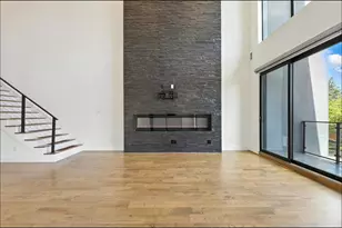 3523 N Versailles Ave, Dallas, TX 75209 - Photo 22