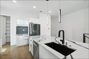 3523 N Versailles Ave, Dallas, TX 75209 - Photo 30