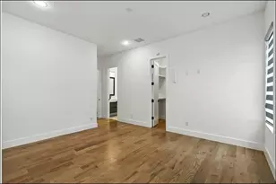 3523 N Versailles Ave, Dallas, TX 75209 - Photo 8