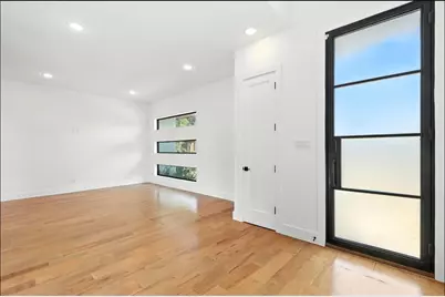 3523 N Versailles Avenue, Dallas, TX 75209 - Photo 4