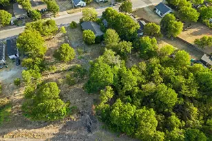 400 & 402 Wyatt St, Waxahachie, TX 75165 - Photo 2