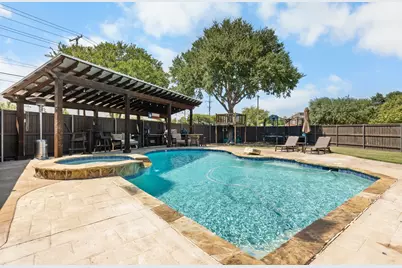 329 Bricknell Drive, Coppell, TX 75019 - Photo 2