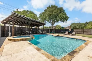 329 Bricknell Dr, Coppell, TX 75019 - Photo 2
