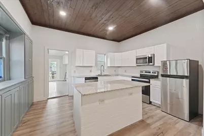 725 S Walnut Street, Sherman, TX 75090 - Photo 1