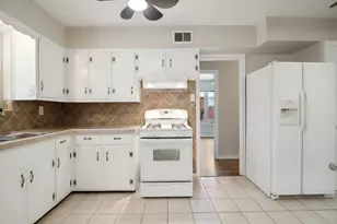 2725 Maverick Ave, Dallas, TX 75228 - Photo 12
