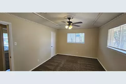 626 Little Creek Drive, Duncanville, TX 75116 - Photo 10