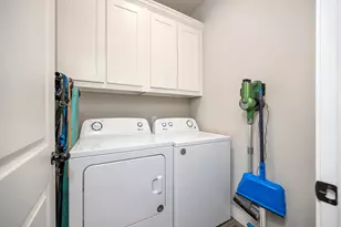 917 E 3rd St, Springtown, TX 76082 - Photo 28