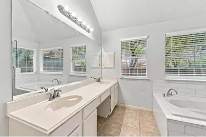 4440 Carolina Street, Grand Prairie, TX 75052 - Photo 12