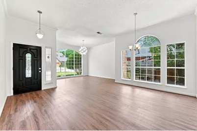 4440 Carolina Street, Grand Prairie, TX 75052 - Photo 2