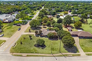 2511 Fawkes Ln, Keller, TX 76262 - Photo 36