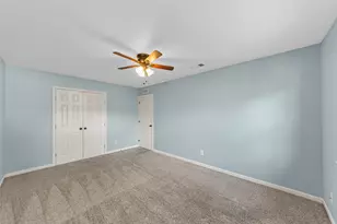 2017 Jennifer Ct, Carrollton, TX 75007 - Photo 26