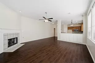 1716 Mapleleaf Falls Dr, Allen, TX 75002 - Photo 10