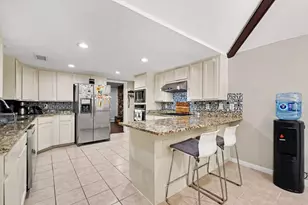 175 E Pleasant Run Rd, Cedar Hill, TX 75104 - Photo 10