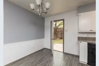 213 Cambridge Drive, Saginaw, TX 76179 - Photo 12