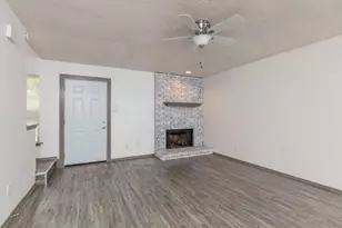 213 Cambridge Dr, Saginaw, TX 76179 - Photo 2