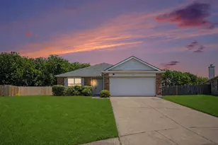 603 River Run Dr, Glenn Heights, TX 75154 - Photo 1