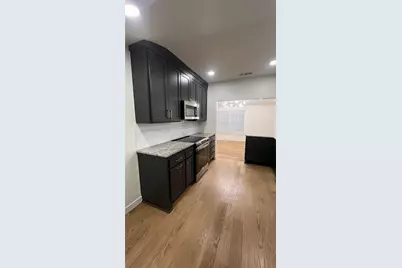 811 Thompson Street, Gainesville, TX 76240 - Photo 8