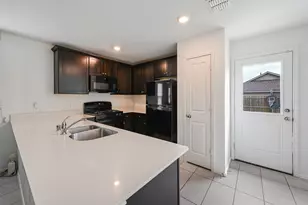 1104 Crestview Dr, Hutchins, TX 75141 - Photo 4
