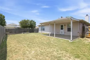 1065 Triple Crown Dr, Fort Worth, TX 76179 - Photo 30