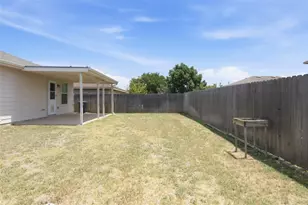 1065 Triple Crown Dr, Fort Worth, TX 76179 - Photo 30