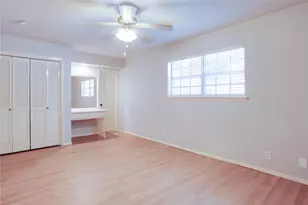 615 Oxford Dr, Sherman, TX 75092 - Photo 4