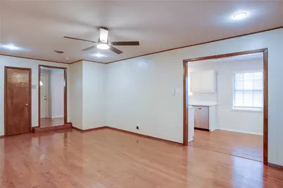 615 Oxford Drive, Sherman, TX 75092 - Photo 2