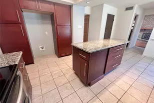 7410 Boisenberry Ln, Dallas, TX 75249 - Photo 14