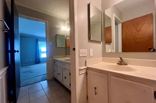 7410 Boisenberry Ln, Dallas, TX 75249 - Photo 22