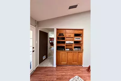 7410 Boisenberry Lane, Dallas, TX 75249 - Photo 20