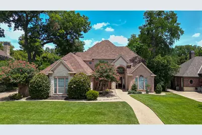 4212 Riverhollow Drive, Fort Worth, TX 76116 - Photo 2